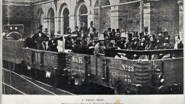 Primer metro en Londres.