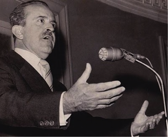 Posesión de Guillermo León Valencia