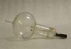 Thomas Edison invents the incandescent lamp.