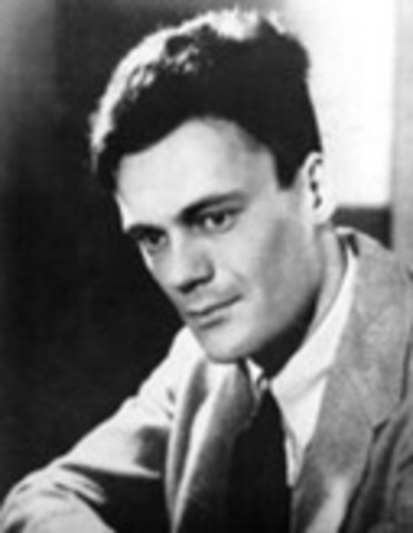 Robert Lowell is born