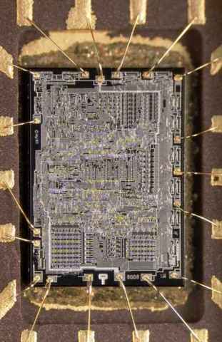 Aparición del 8008     -Ac2-