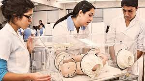 La Escuela de Enfermería y Obstetricia adquiere sus propias instalaciones