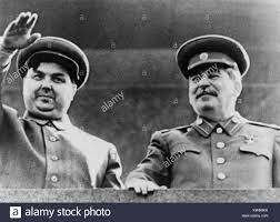 al poder Malenkov