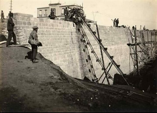 Comienza la actividad portuaria.