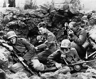 Final y comienzo de época en política mundial