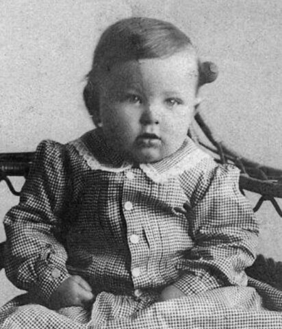 Elisabeth had her third child and named her Margaret