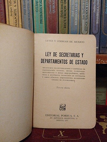 Proyecto de una nueva Ley de Secretarías y Departamentos de Estado