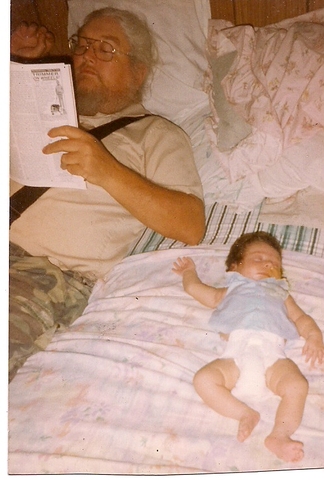 Yo viví en Alabama con mis padres y mis abuelos.