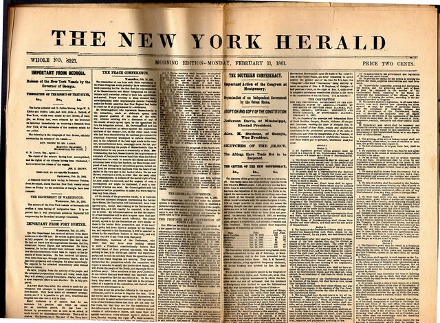 New York Herald Tribune proclamo que el autor de "Comprender los medios de comunicación"...