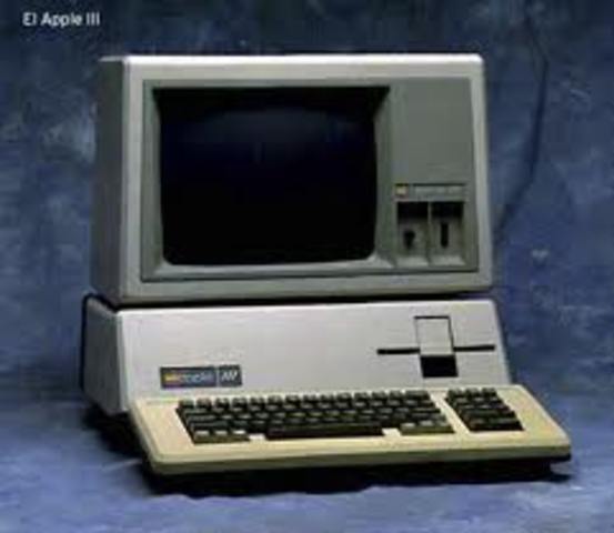 Apple presenta el Apple III.