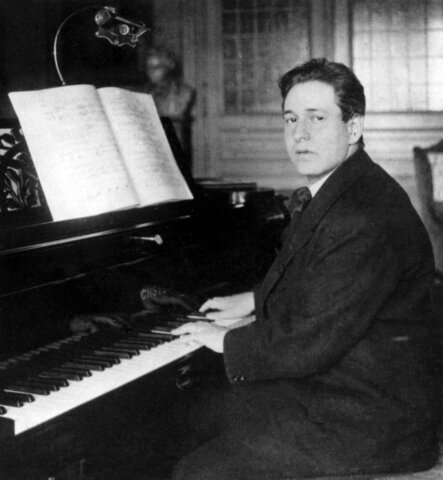 ERICH WOLFGANG KORNGOLD