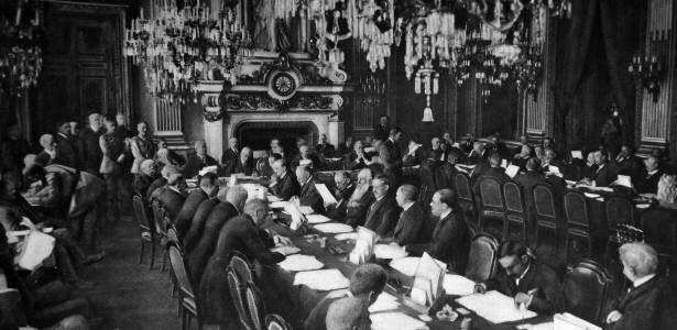 TRATADO DE TRIANON (PAZ CON HUNGRÍA)