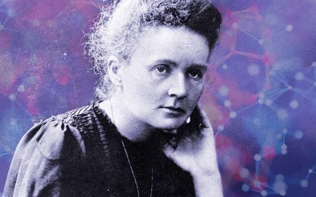 Tornou-se a primeira professora (mulher) de Física Geral