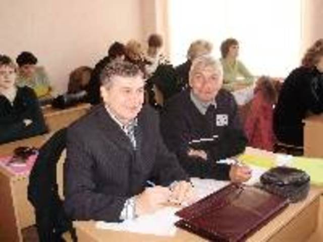 Обучение группы тьюторов (14 человек) по вводному курсу «Введение в информационные и образовательные технологии XXI века» в рамках программы Intel® «Обучение для будущего»