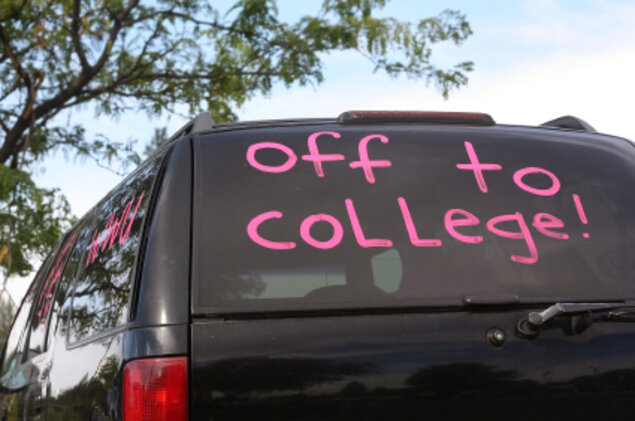 College Decision: Identity versus Role Confusion