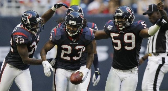 Robinson outlines terms for return to team