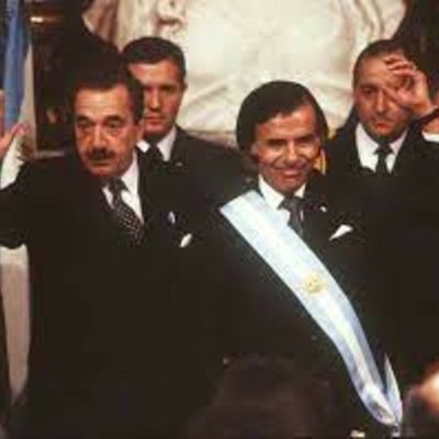 Timeline: PRESIDENCIAS DE RAÚL ALFONSÍN Y CARLOS MENEM