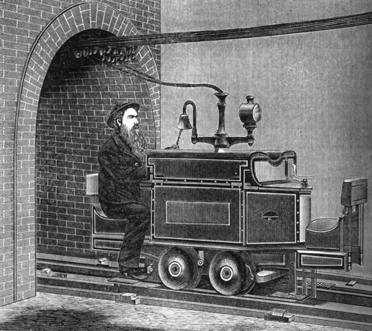 Prva električna lokomotiva