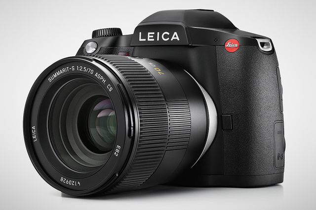 LEICA S.