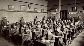 Timeline: Evaluación Educacional