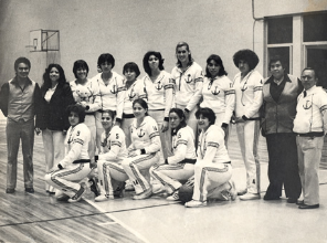 Se forma primer equipo femenil de baloncesto