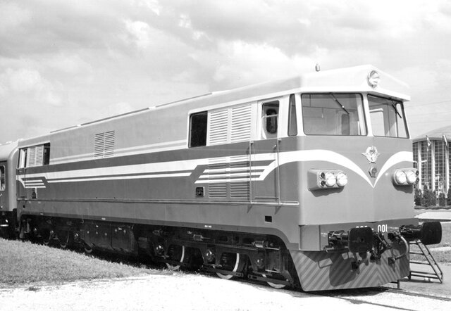 Prva električna lokomotiva