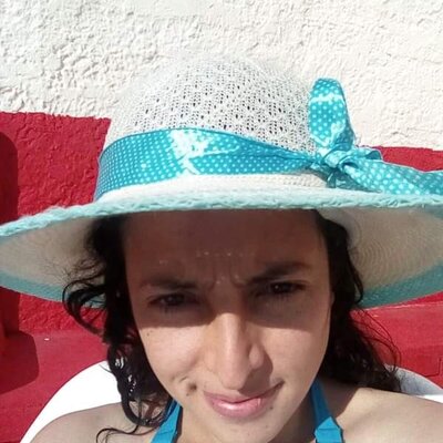 Timeline: " momentos felices, a lo largo de mi vida"