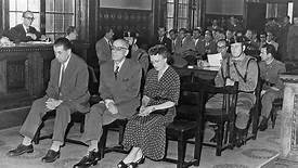 Israel aprova la Llei de Retorn que atorga nacionalitat israeliana a qualsevol jueu del món.