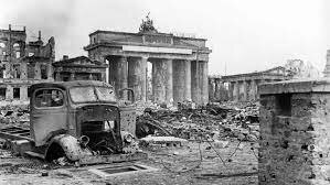 Finaliza la Segunda Guerra Mundial