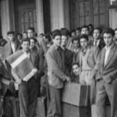 Timeline: Gobiernos de la post- guerra - socialismo militar (1936-1952)