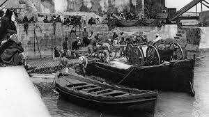 Independencia del Marruecos Francés (España cedió sus posesiones en 1956 y 1969)