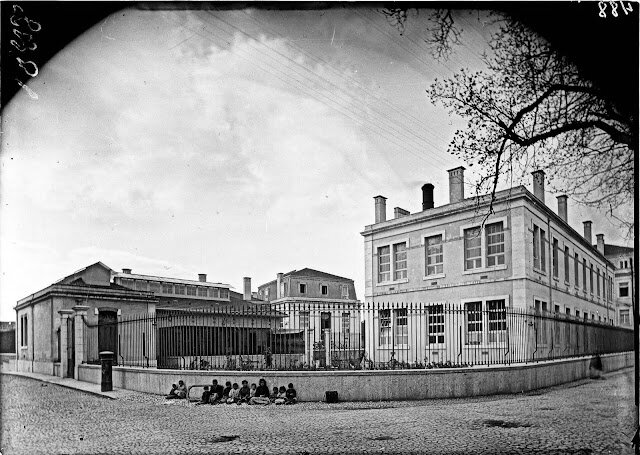 Internamento com rinite e angina