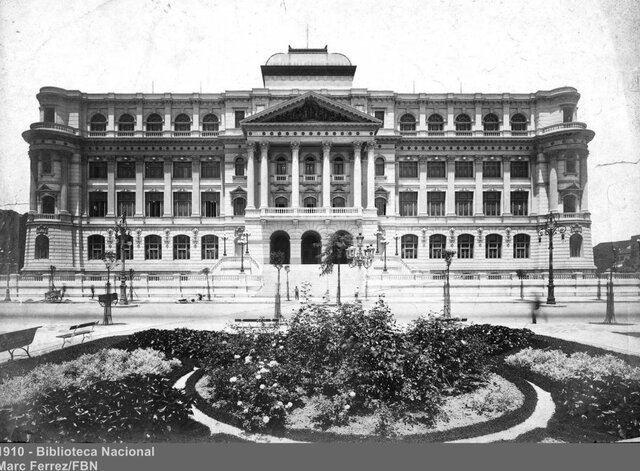 Primeiro curso de Biblioteconomia na América Latina