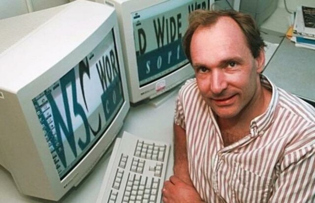 1993 World Wide Web (WWW)