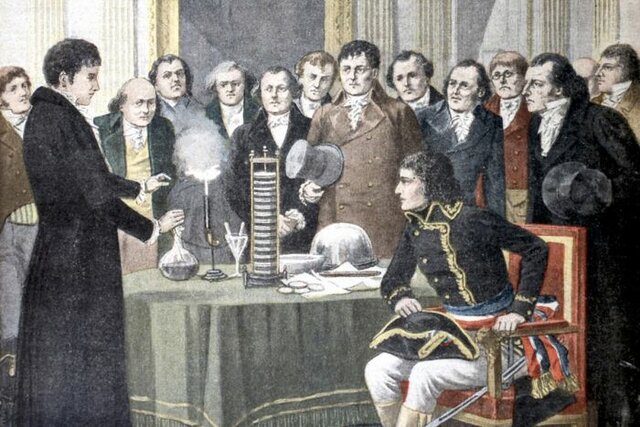 Alessandro Volta inventa la pila voltaica.