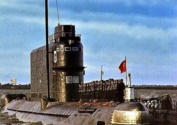 Submarinos soviéticos a la vista