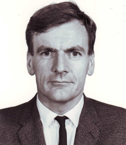 Renfrey Burnard Potts ( 1925 - 2005)