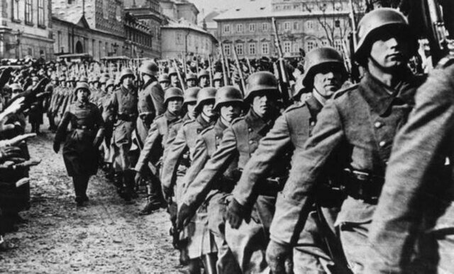 Invasion a Noruega y Dinamarca.