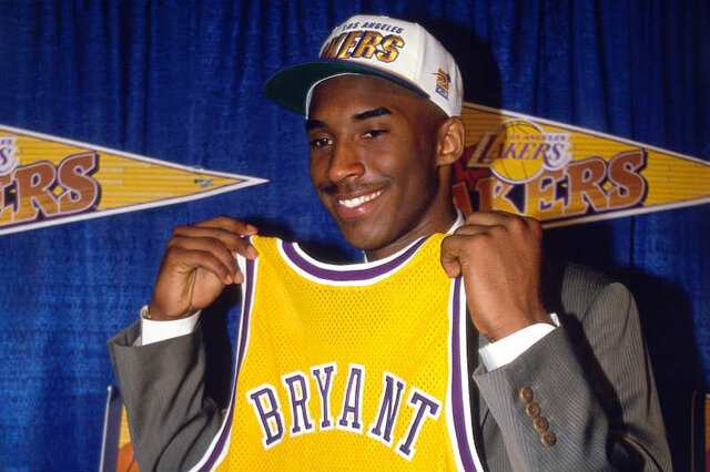 Llegada de Kobe Bryant a Los Ángeles Lakers