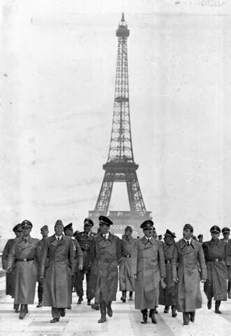 Alemania se toma Paris (Francia)