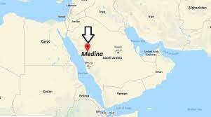 Muhammad travels to Madina