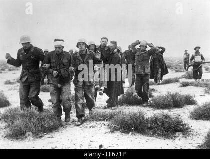 Alemania desembarca tropas en Libia para invadir Egipto.