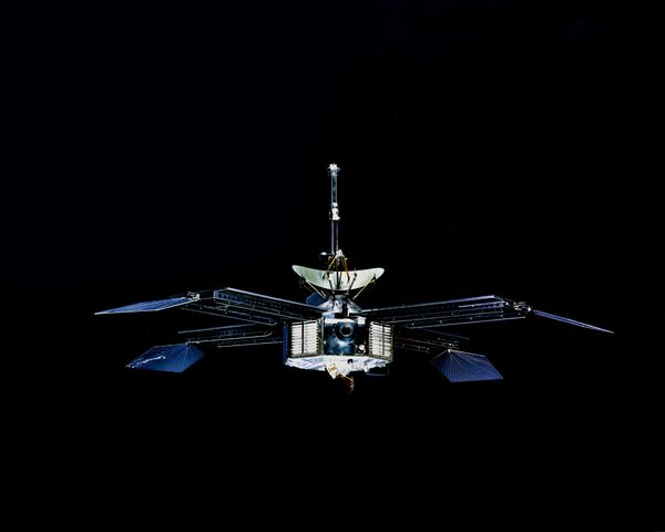 Mariner 4 - The purpose was to take the first photos of Mars