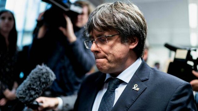 Se suspende el levantamiento de la inmunidad de los eurodiputados.