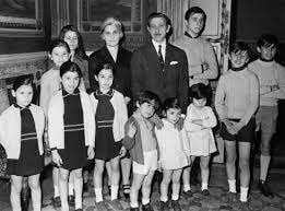 Primera referencia explícita al tema de la familia y al diagnóstico familiar