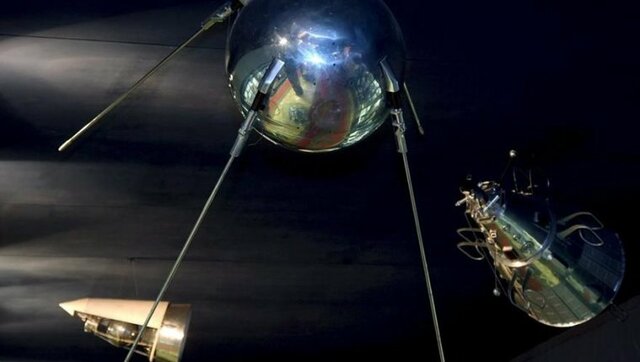 PRIMER LANZAMIENTO DEL SATÉLITE