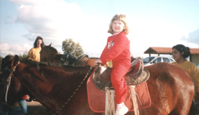 Bruna andou de cavalo pela primeira vez