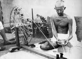 Gandhi becomes a leader in the India National Congress