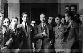 El gobierno de la Universidad de México se distribuÌa en varias distancias