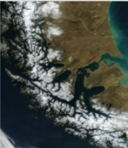 Bi itsasoak elkartzen zituen itsasartea igaro